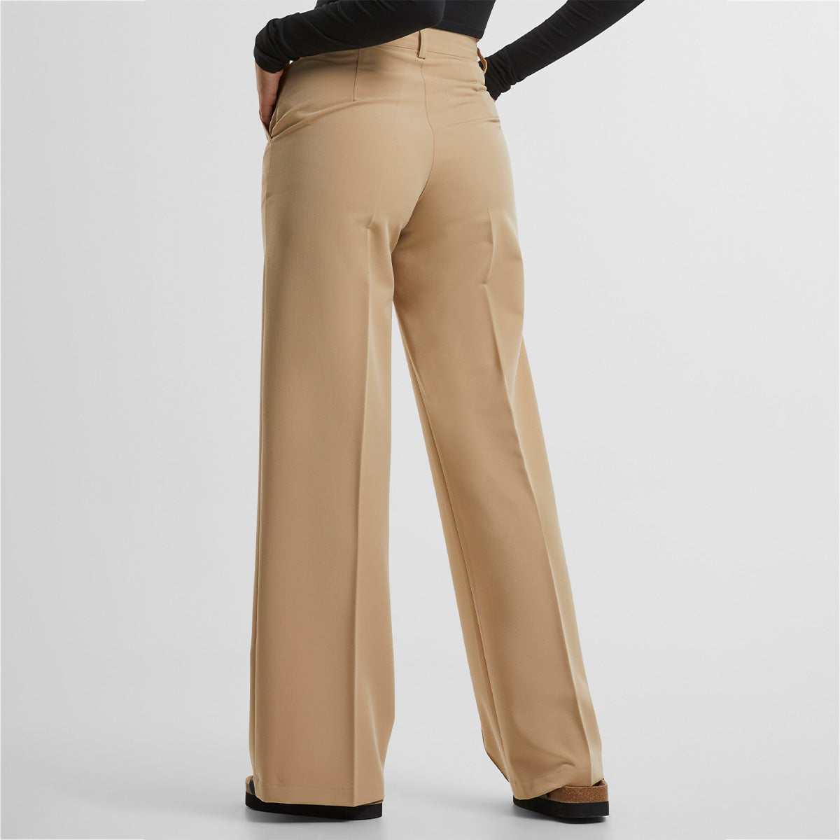 LADIES "PLEATED" HOSE | BASICWEAR
