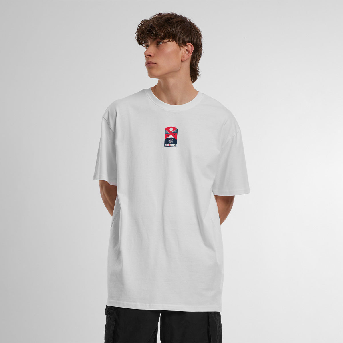FIND YOURSELF OVERSIZED JAPAN TEE | STREETWEAR