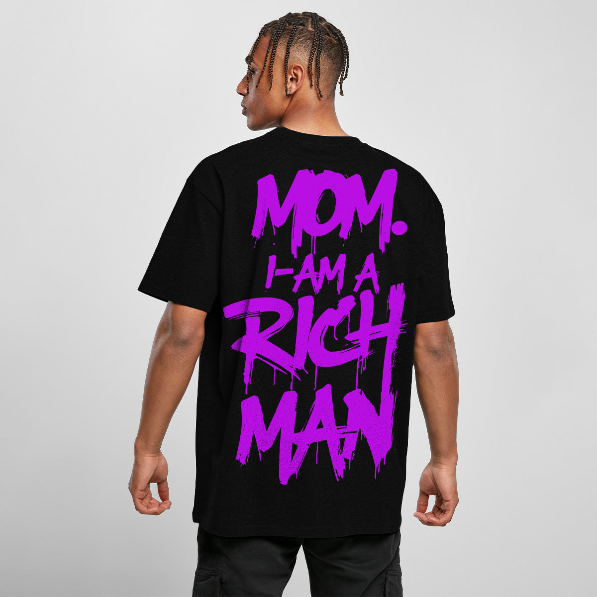 MOM I AM A RICH MAN OVERSIZED CLASSIC TEE | STREETWEAR