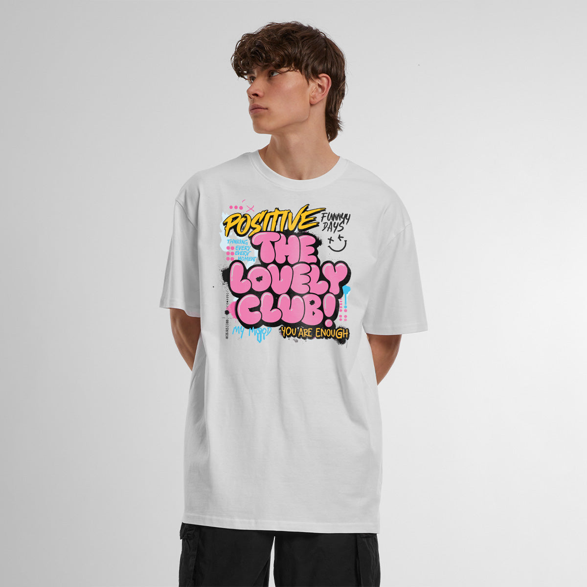 LOVLEY CLUB OVERSIZED GRAFFITI TEE | STREETWEAR